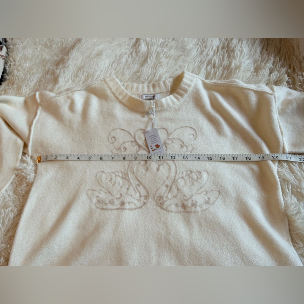 NWT Haute Hippie Sweater - Picture 8 of 11
